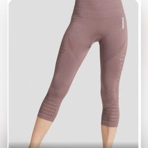 Gymshark “Energy Seamless” Cropped Legging
